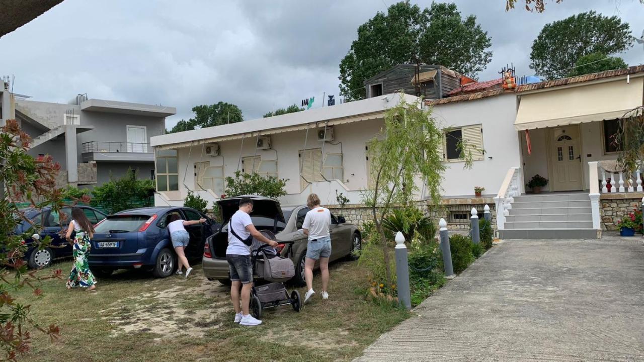 Hotel Vila Andi Zverneci Exterior foto